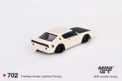 702-Nissan Skyline Kenmeri Liberty Walk White MGT00702