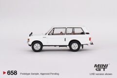 658-Range Rover Davos White