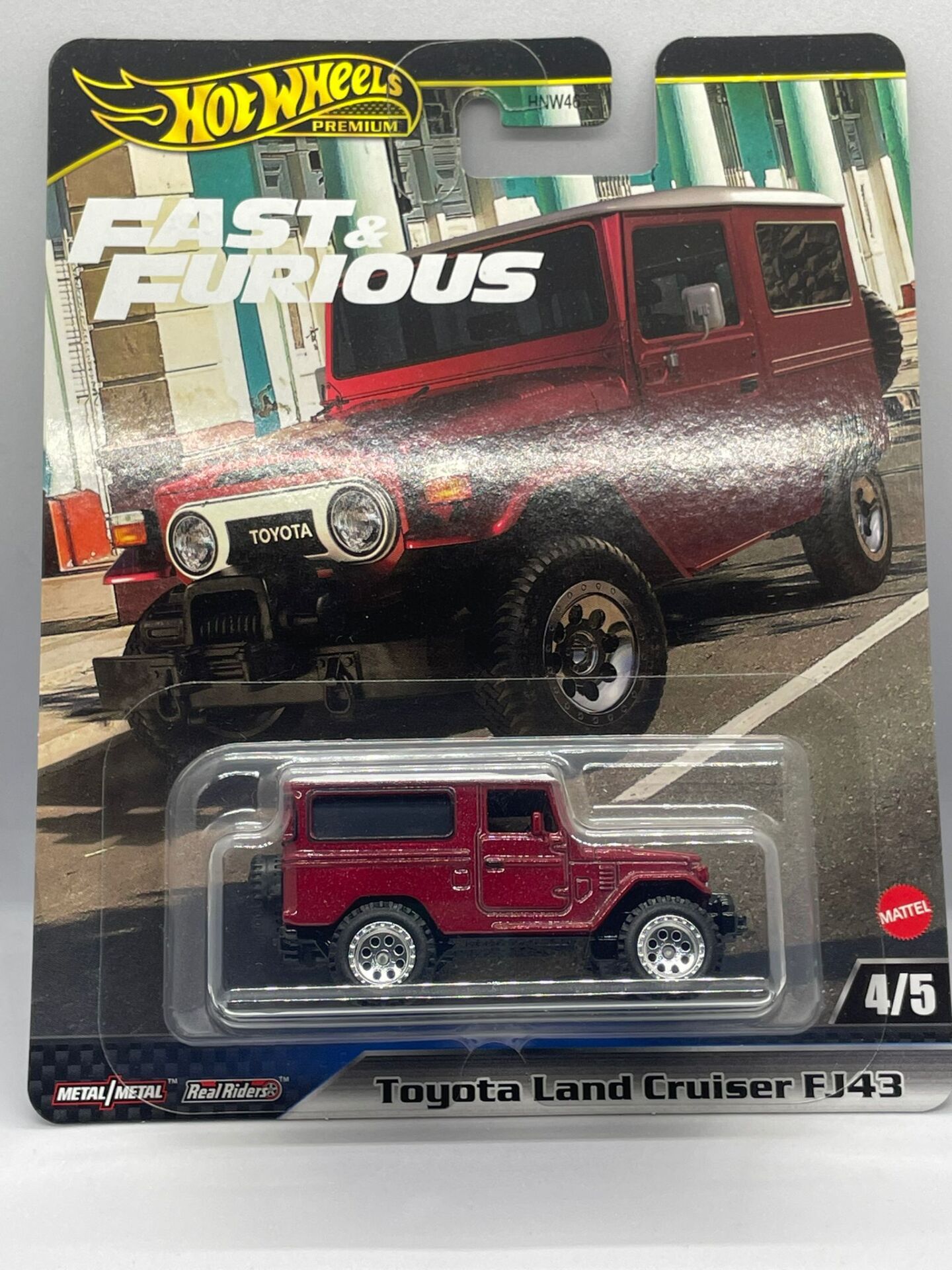 Hot Wheels Premium Toyota Land Cruiser FJ43