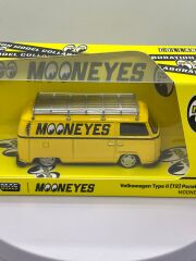 Tarmac Works Volkswagen Type II T2 Panel Van Mooneyes with Roof Rack